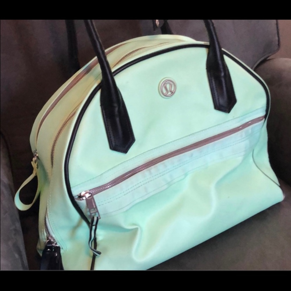 Lululemon gym bag mint green